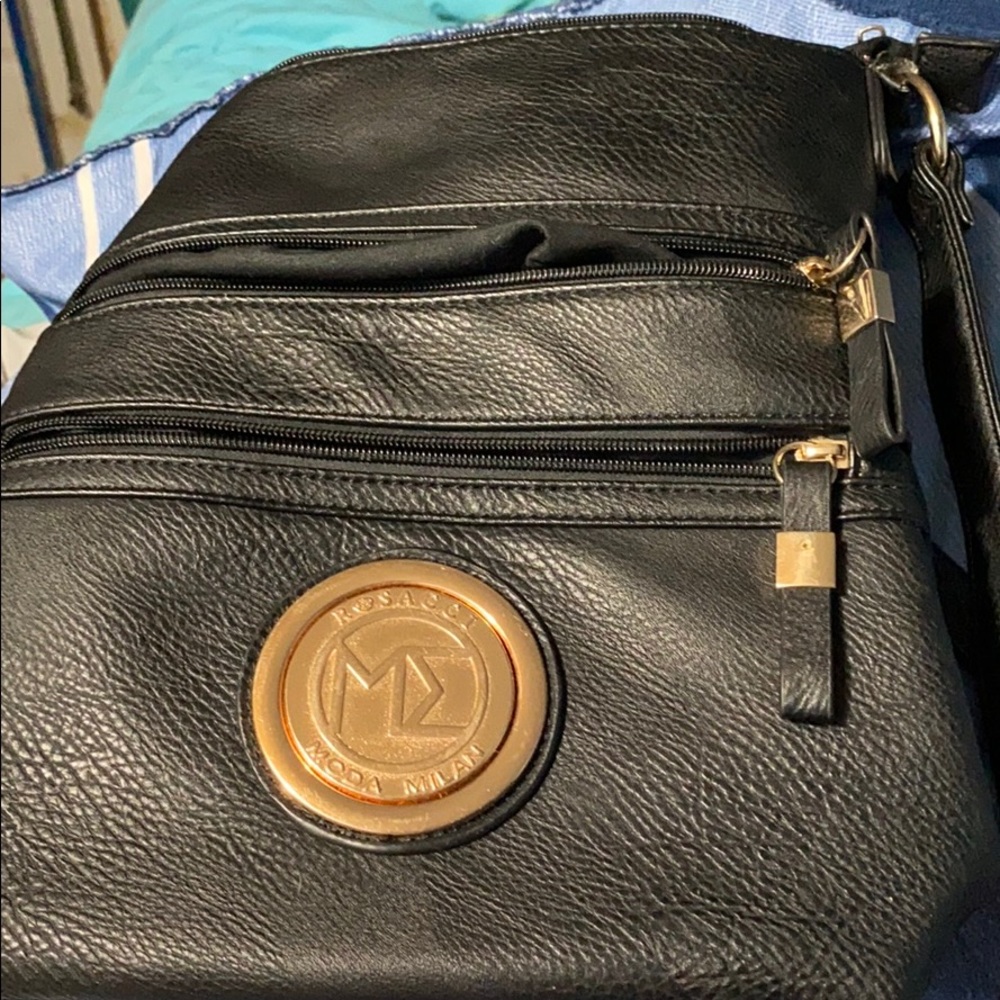 Black Rosacci moda Milan purse like new condition!